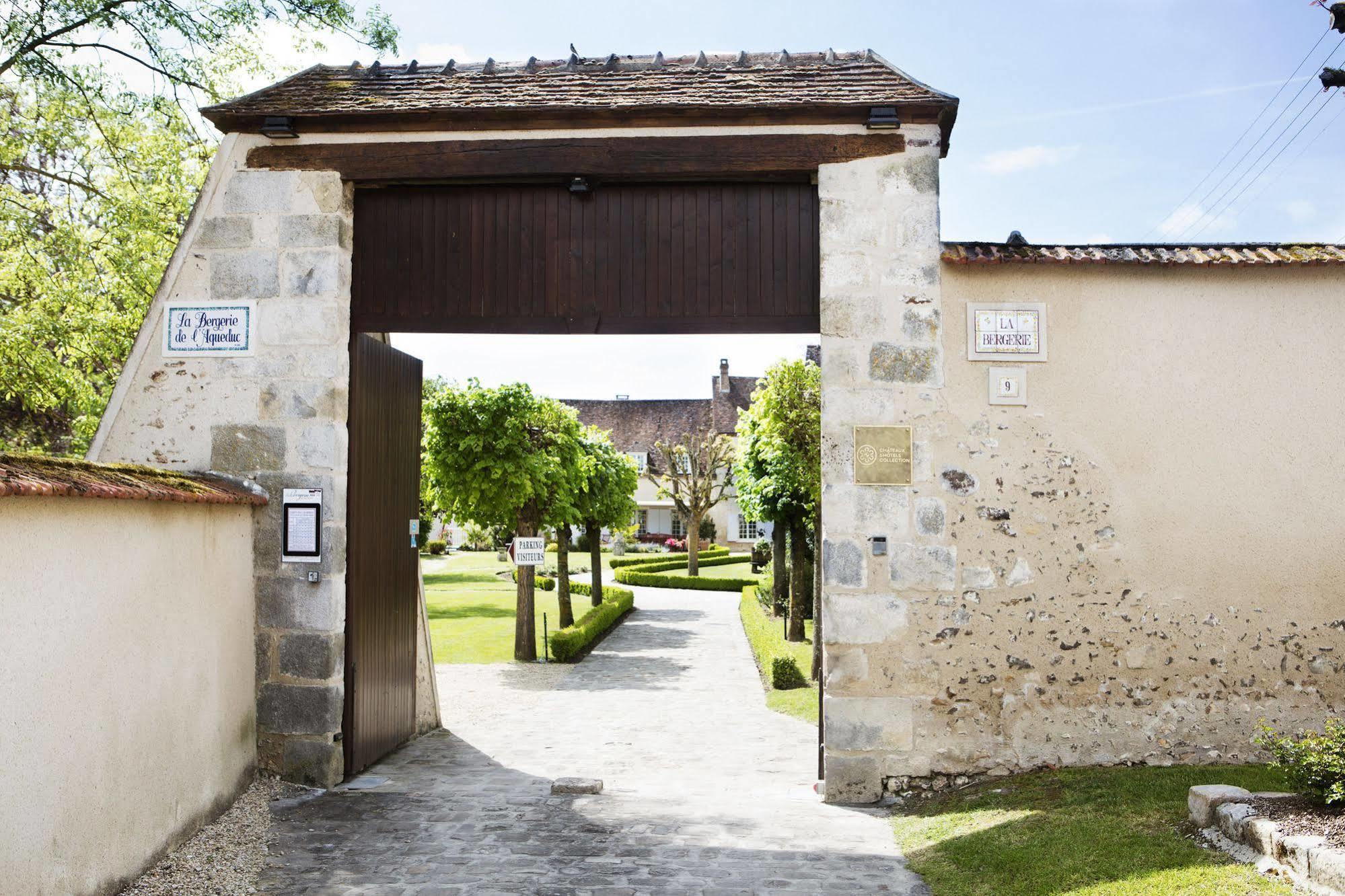 Chambres D'Hotes La Bergerie De L'Aqueduc Houx Экстерьер фото